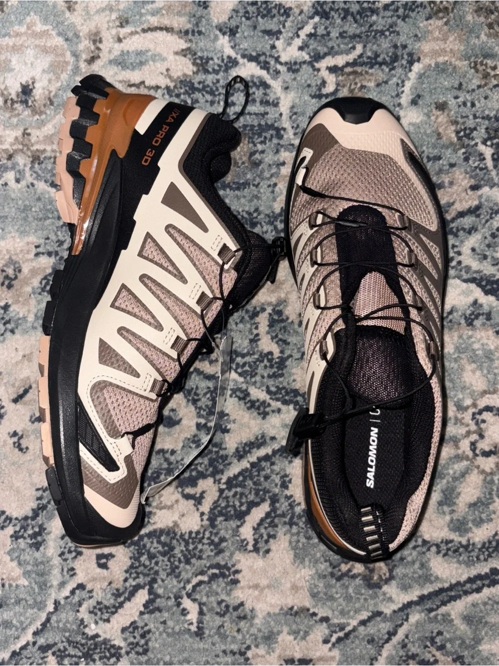 Salomon Men's Trail Running Shoes - Beige & Black Size 9.5
